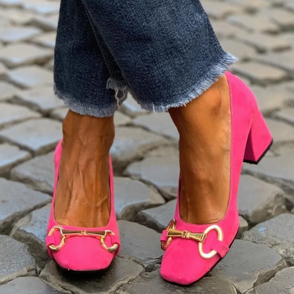 Aimeela heels…so cute! Just too big for me! Get them without waiting a month!